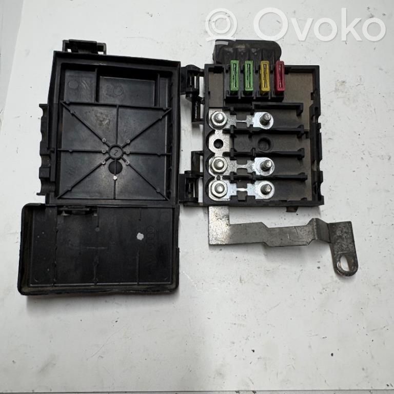 Módulo de fusible   1J0962258