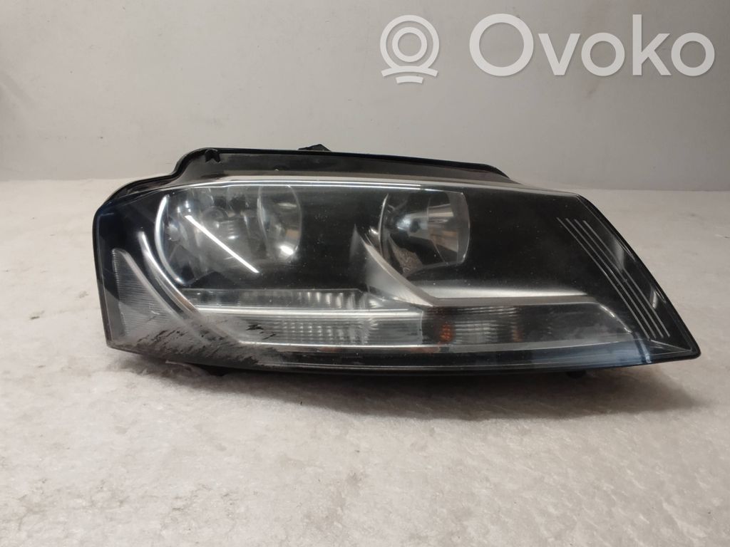 Audi A3 S3 8P Lampa przednia 