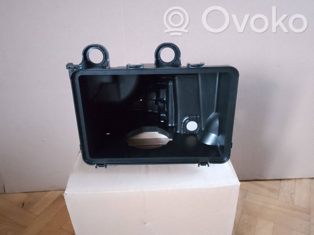 Air filter box   PY1A133AY