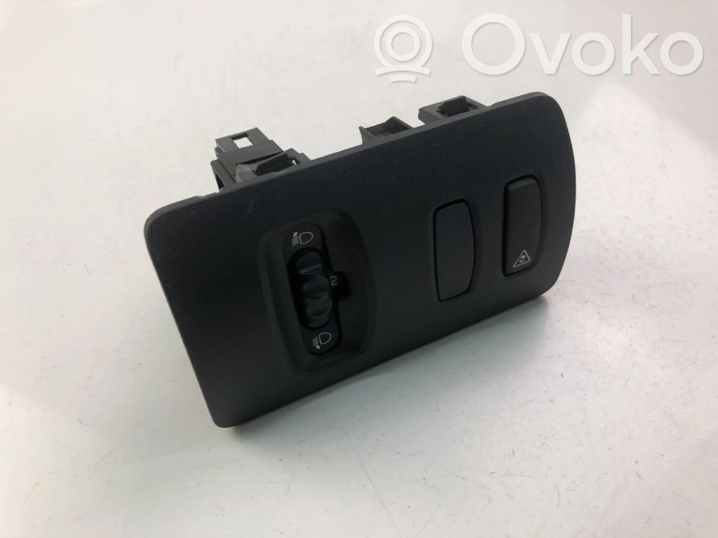 Renault Trafic II (X83) Interruptor de luz 