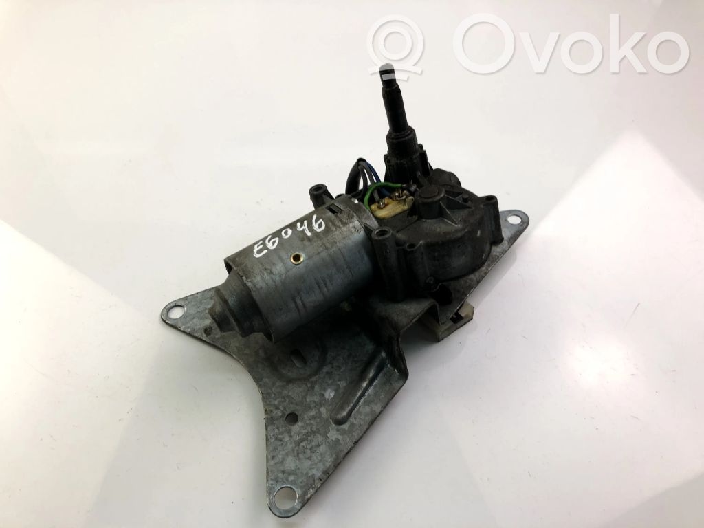 Renault Clio I Motor del limpiaparabrisas 