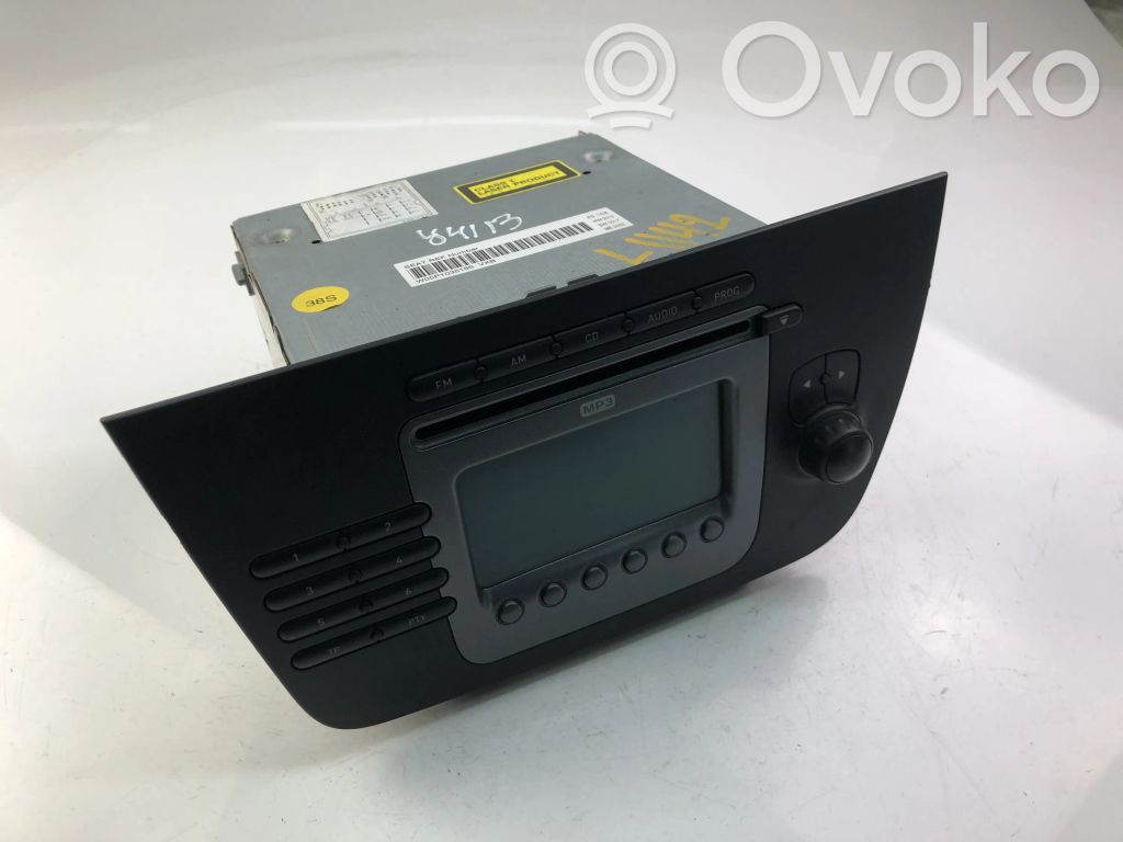 Seat Toledo III (5P) Panel / Radioodtwarzacz CD/DVD/GPS 