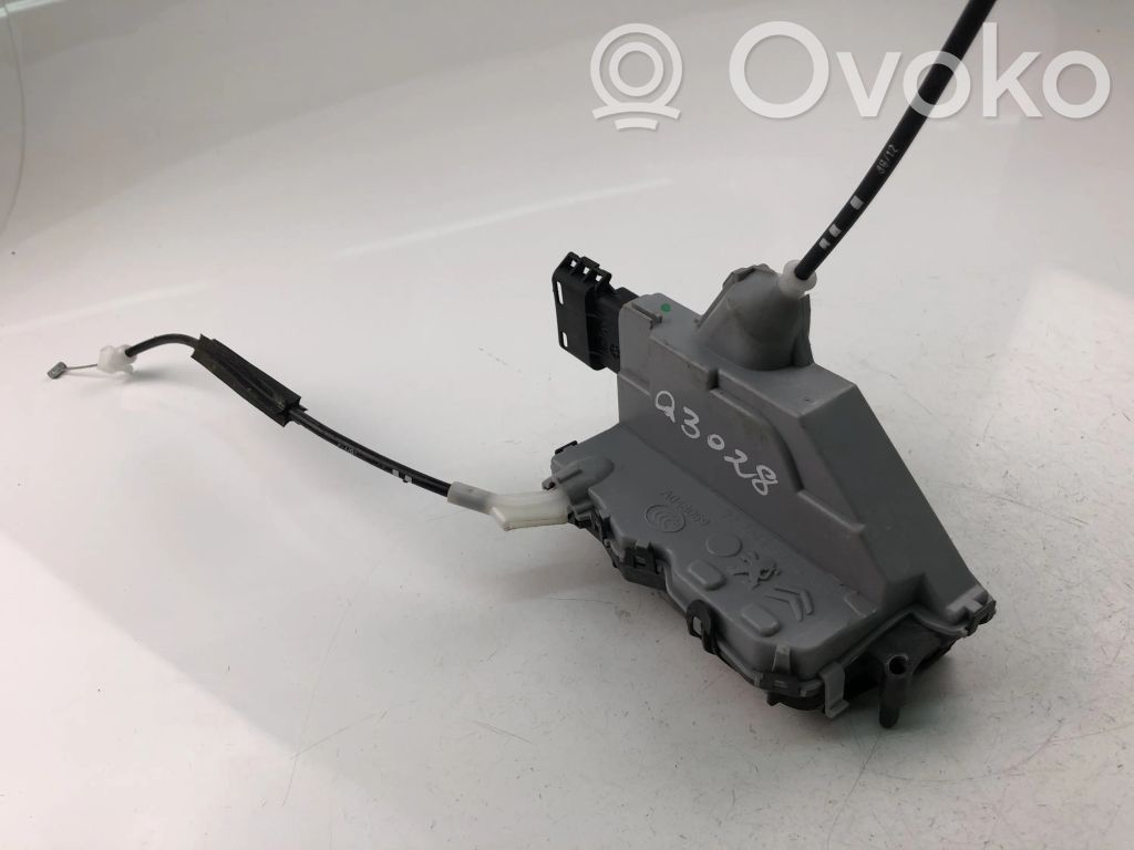 Citroen C5 Priekinė užrakinimo spynelė (prie rankenos) 
