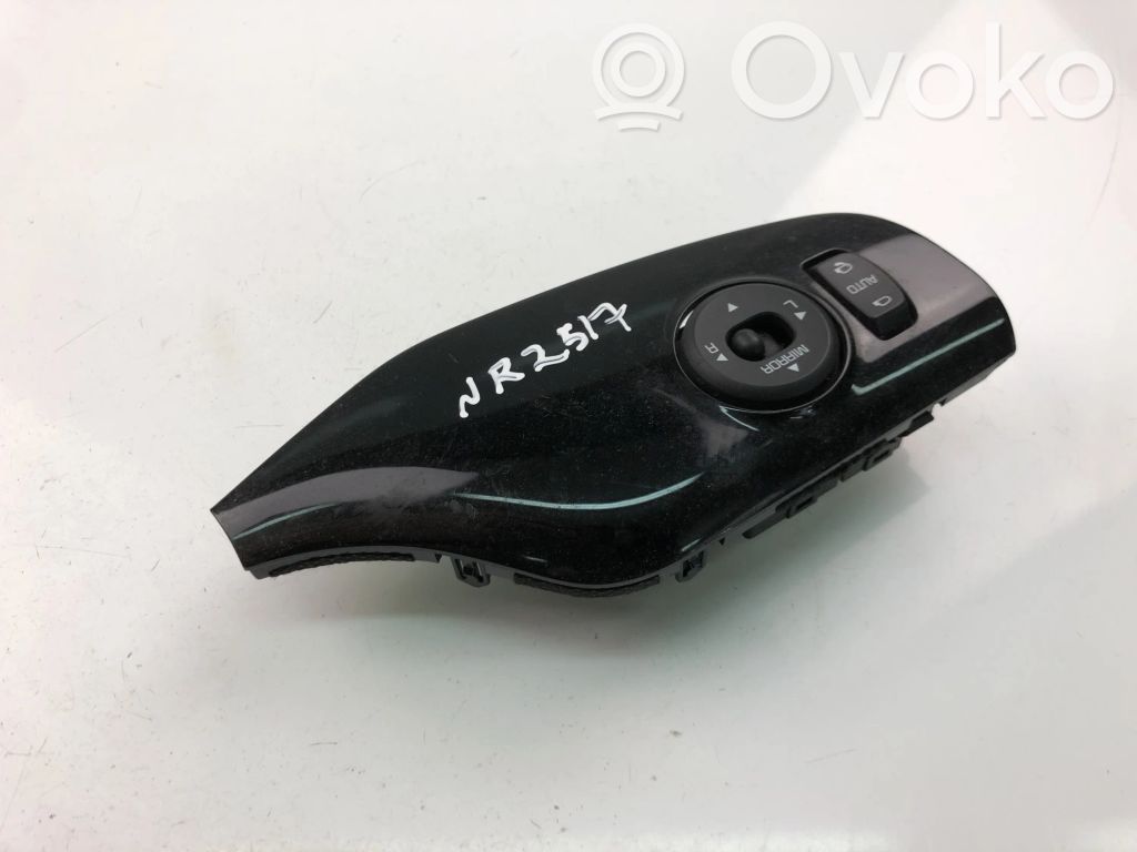 Interruptor del espejo lateral   84790A2150