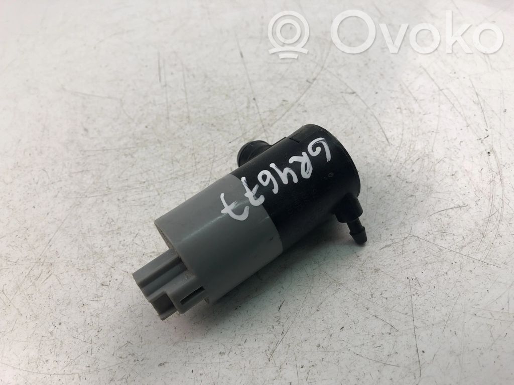 Toyota Aygo AB10 Windscreen/windshield washer pump 