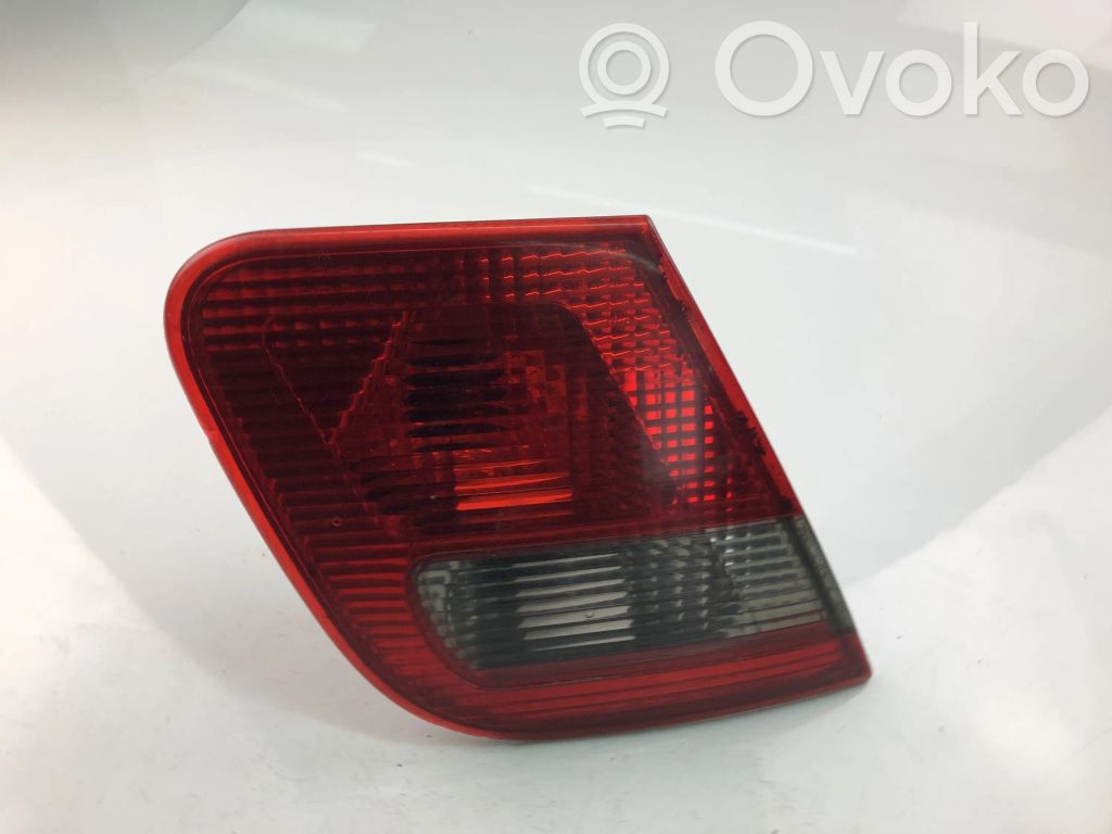 Mitsubishi Carisma Tailgate rear/tail lights 