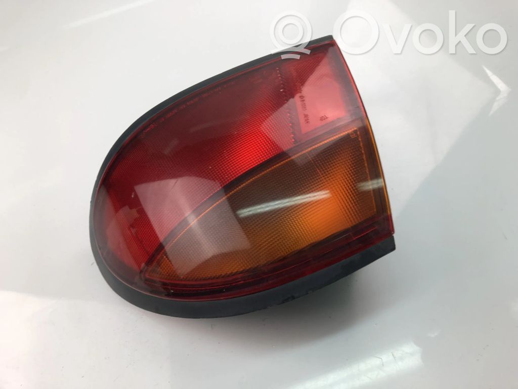 Tailgate rear/tail lights   3972