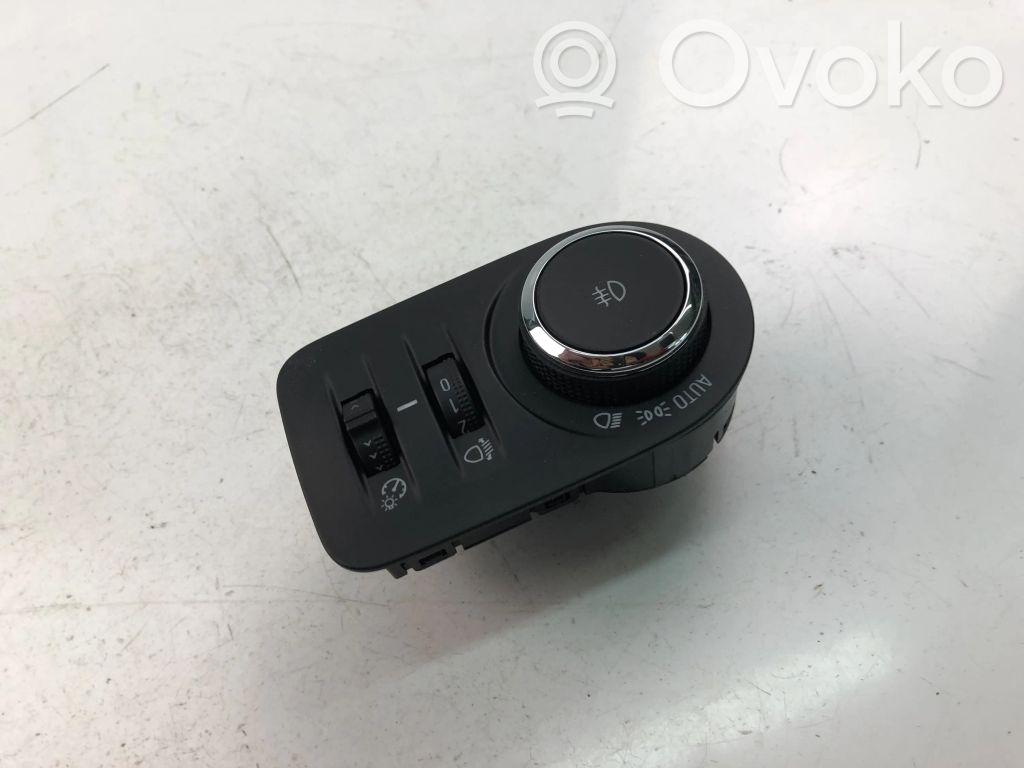 Opel Astra K Interruptor de luz 