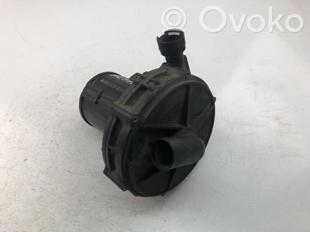 BMW 7 E65 E66 Antrinis oro siurblys 