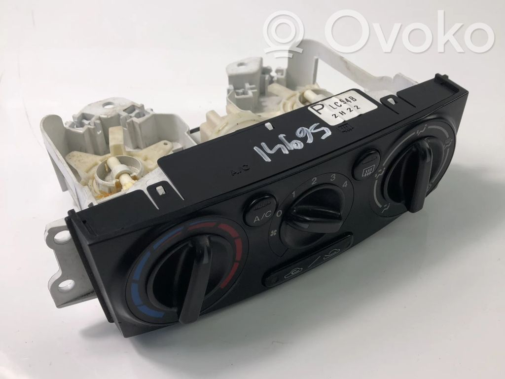 Mazda MPV II LW Interior fan control switch 