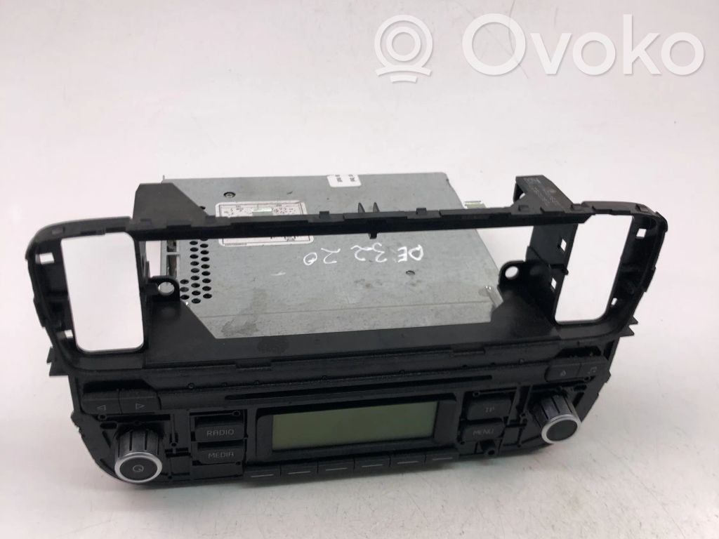 Skoda Citigo Radio/CD/DVD/GPS head unit 