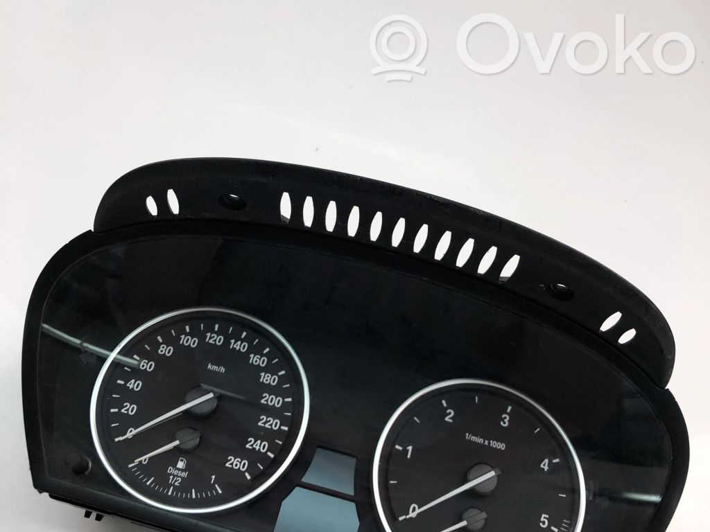 BMW X5 E70 Speedometer (instrument cluster) 