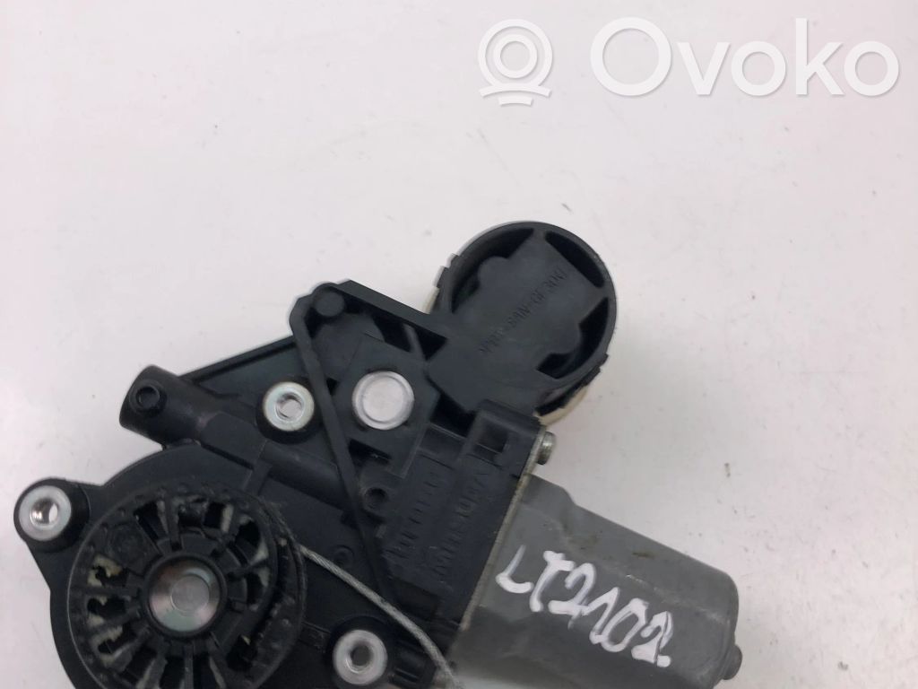 Toyota Auris E180 Motor del limpiaparabrisas 