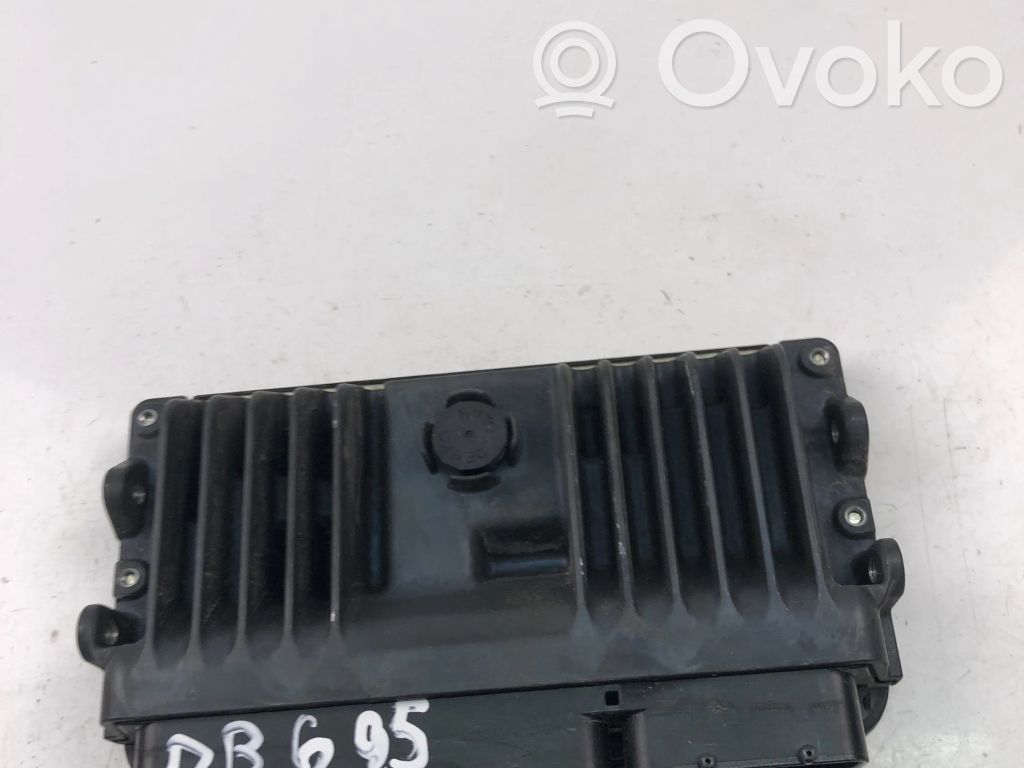 Toyota Yaris XP210 Engine control unit/module ECU 