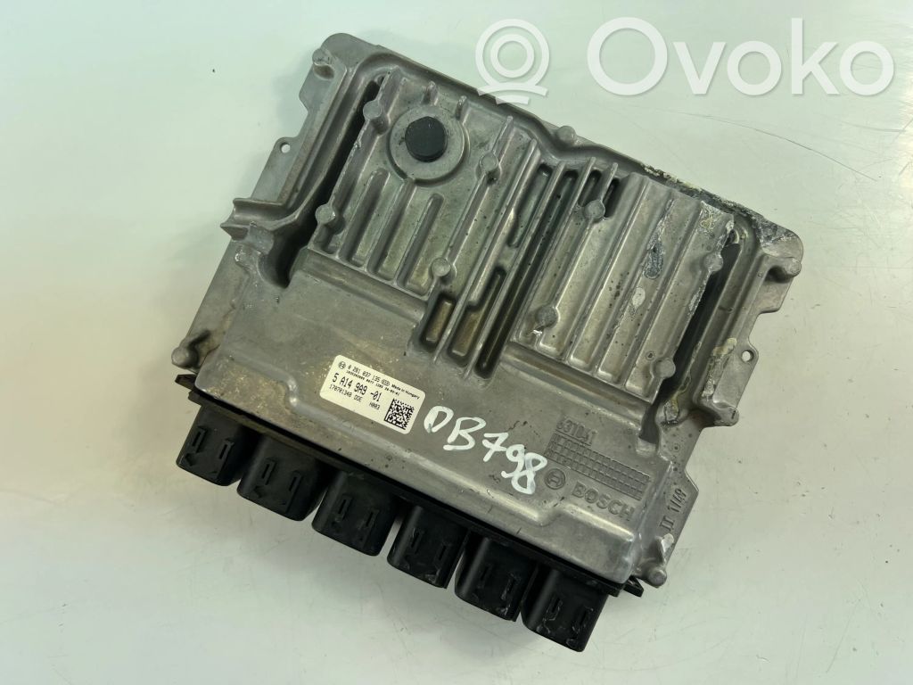 BMW 1 F40 Engine control unit/module ECU 