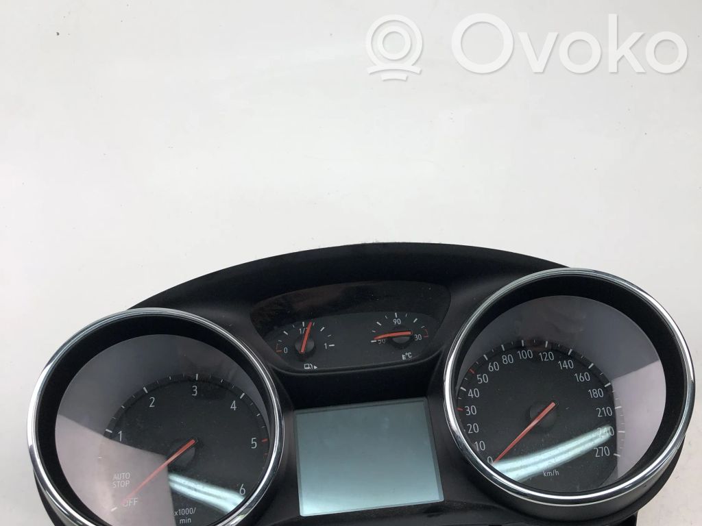 Opel Astra K Geschwindigkeitsmesser Cockpit 