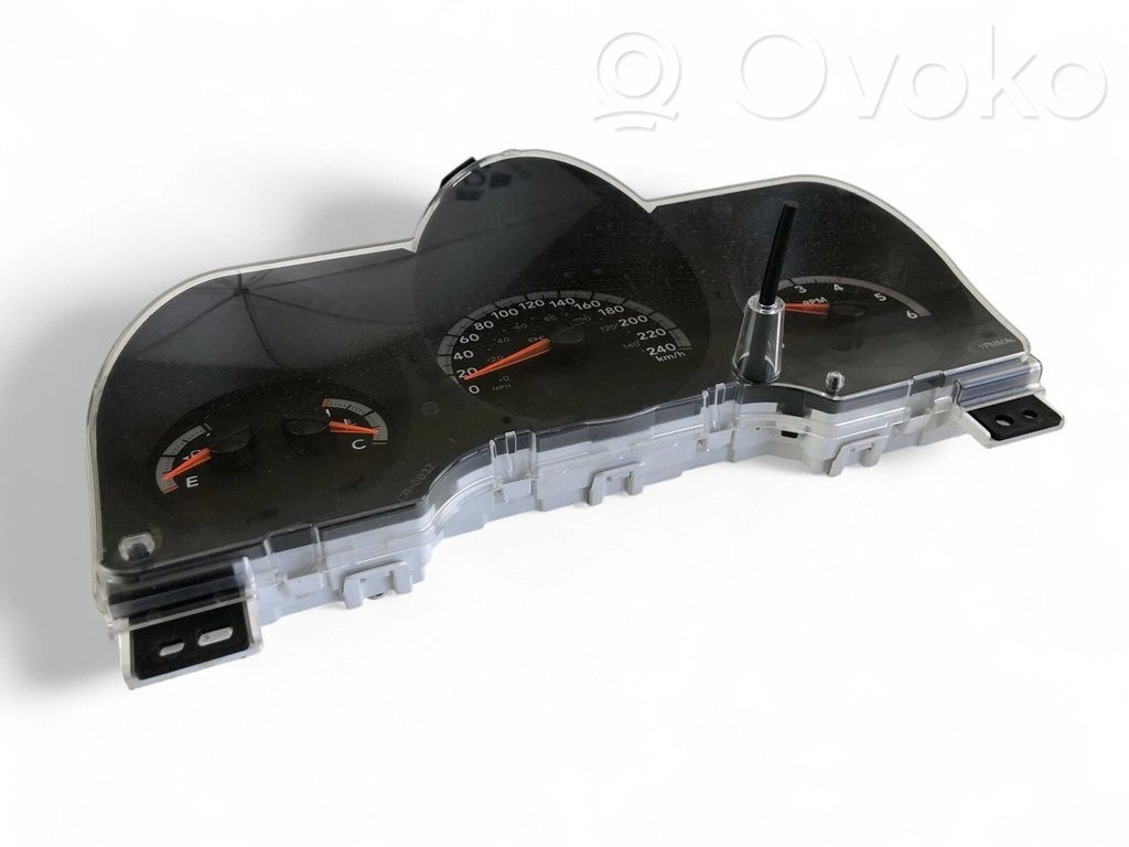 Dodge Nitro Spidometrs (instrumentu panelī) 