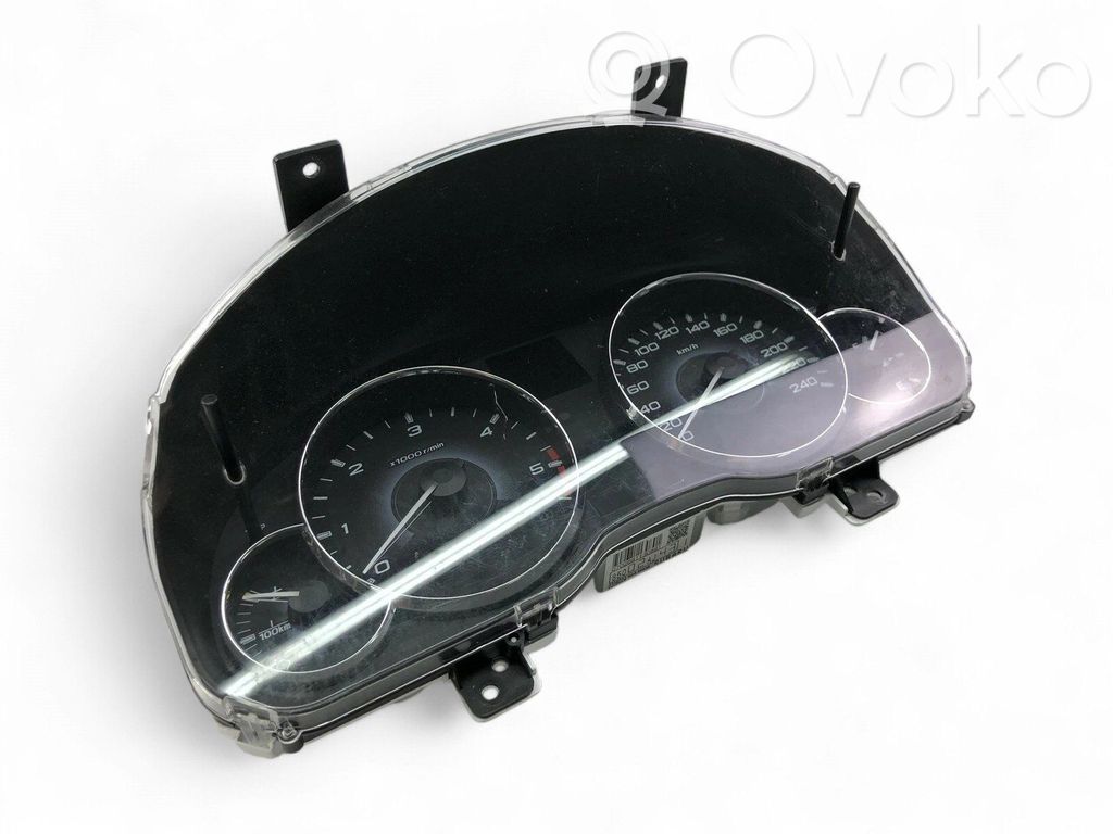 Subaru Outback Speedometer (instrument cluster) 