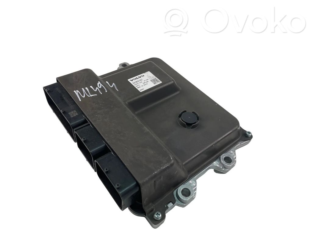 Volvo XC40 Engine control unit/module 