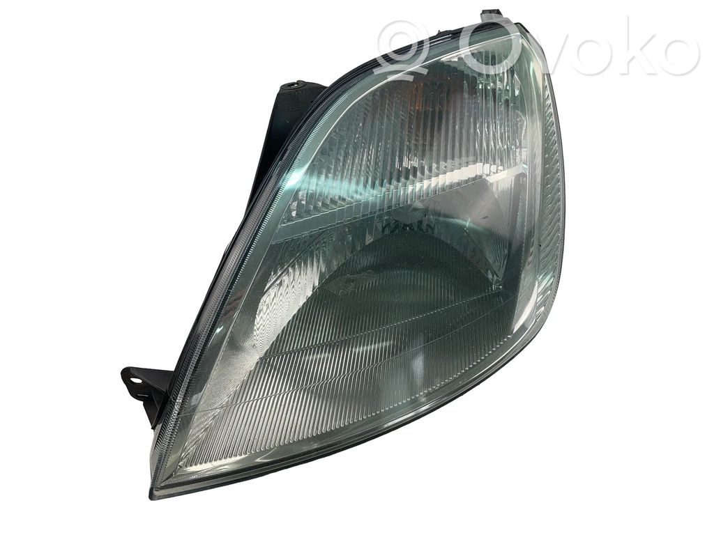 Ford Fiesta Headlight/headlamp 