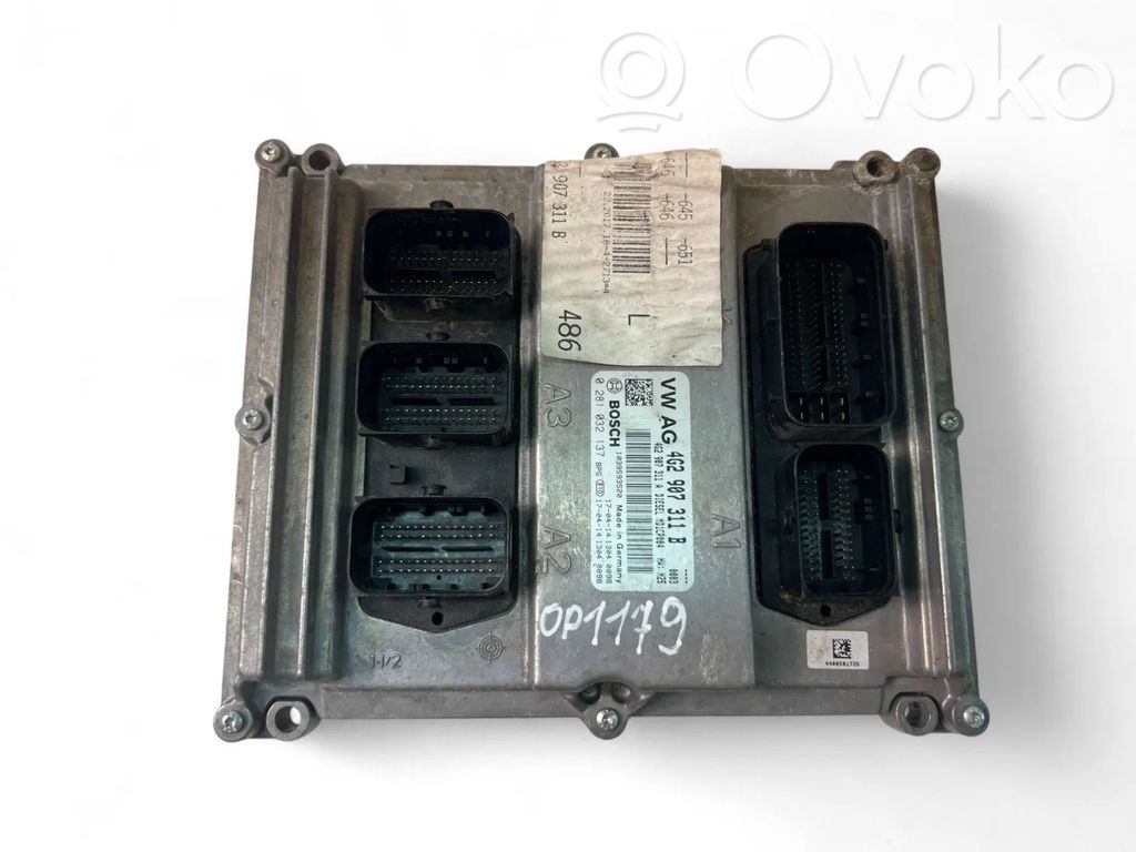 Engine control unit/module ECU   0281032137,4G2907311B