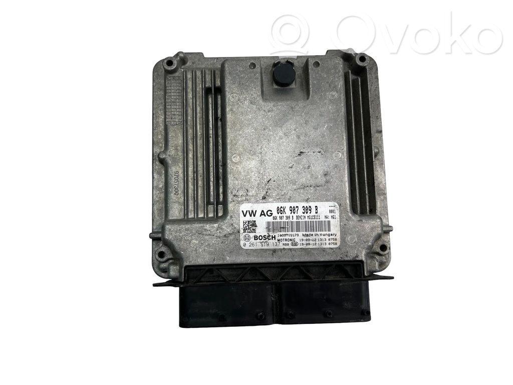 Volkswagen PASSAT B8 Engine control unit/module 