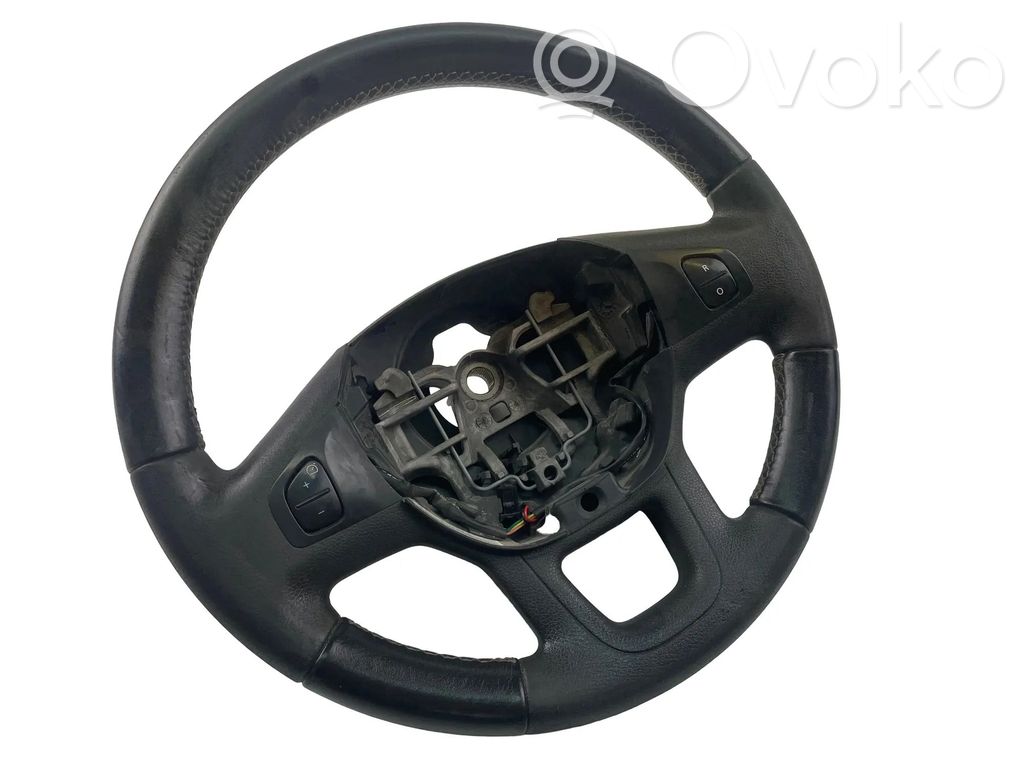 Opel Vivaro Ohjauspyörä 