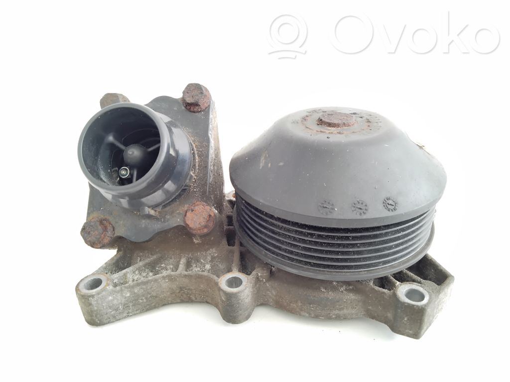 BMW 3 E90 E91 Water pump 