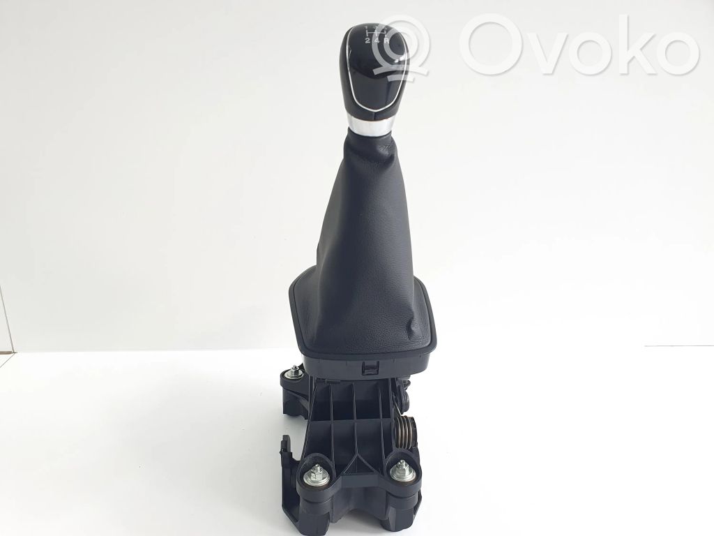 Ford Transit Courier Gear shifter/selector 