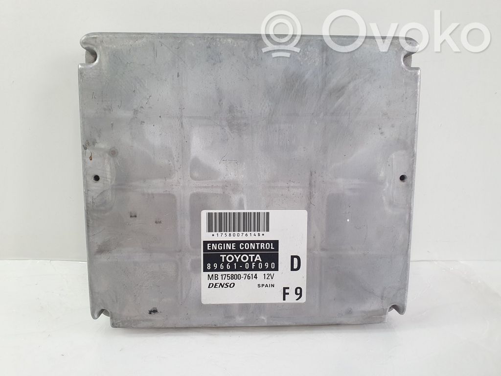 Toyota Corolla Verso AR10 Engine control unit/module 