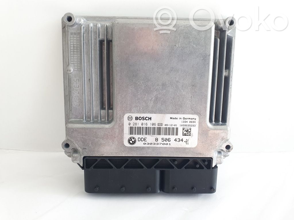 BMW 1 E81 E87 Engine control unit/module 