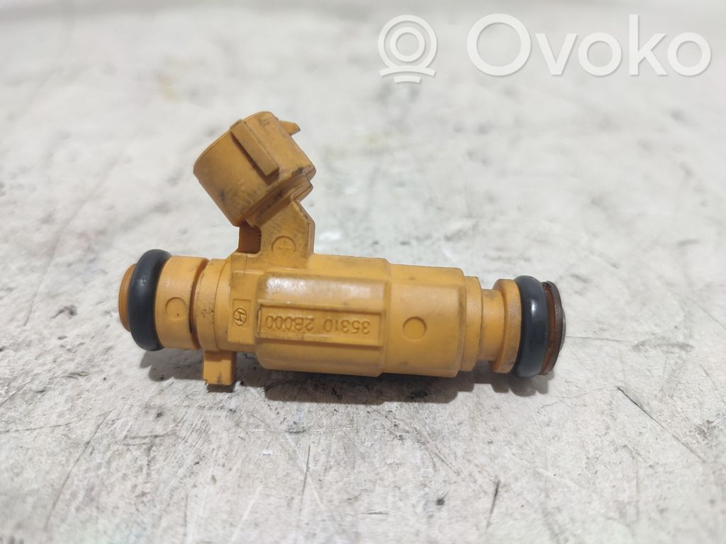 Hyundai i30 Inyector de combustible 
