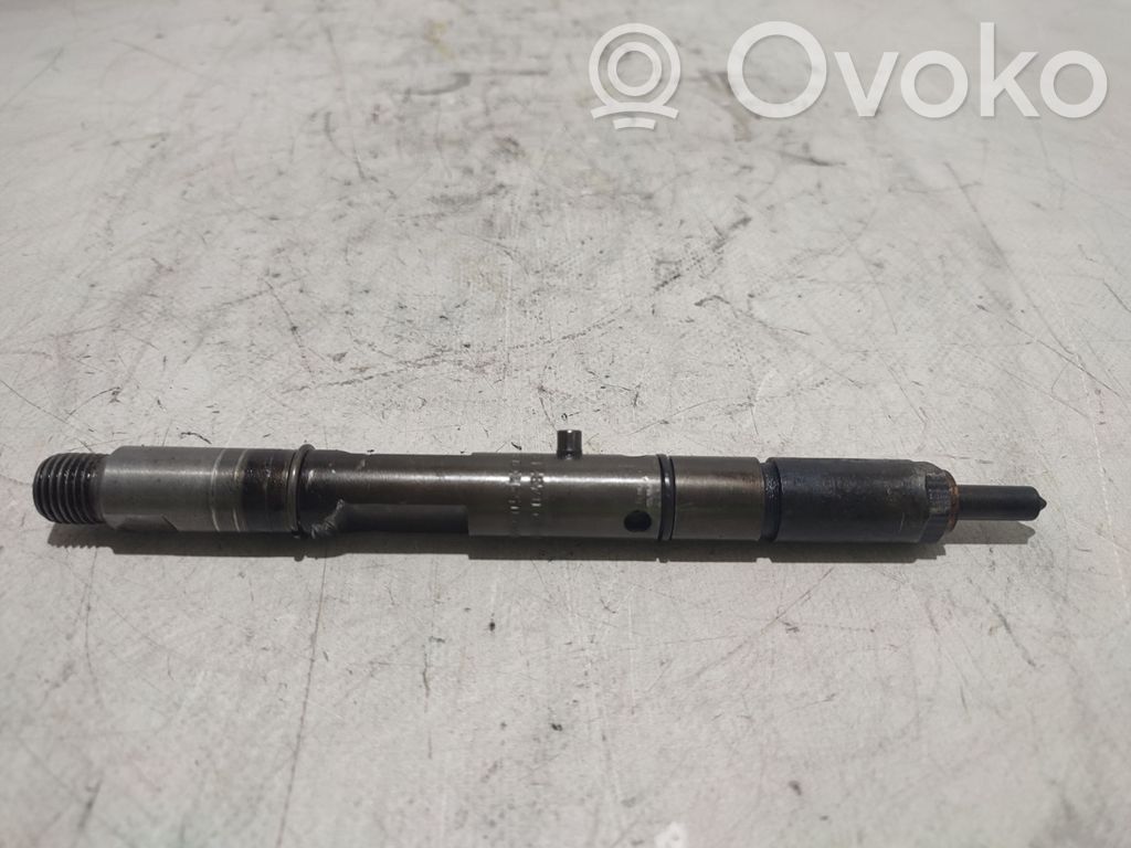Inyector de combustible   059130201F