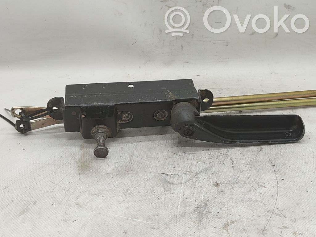 Manecilla interna puerta trasera   C7GDA