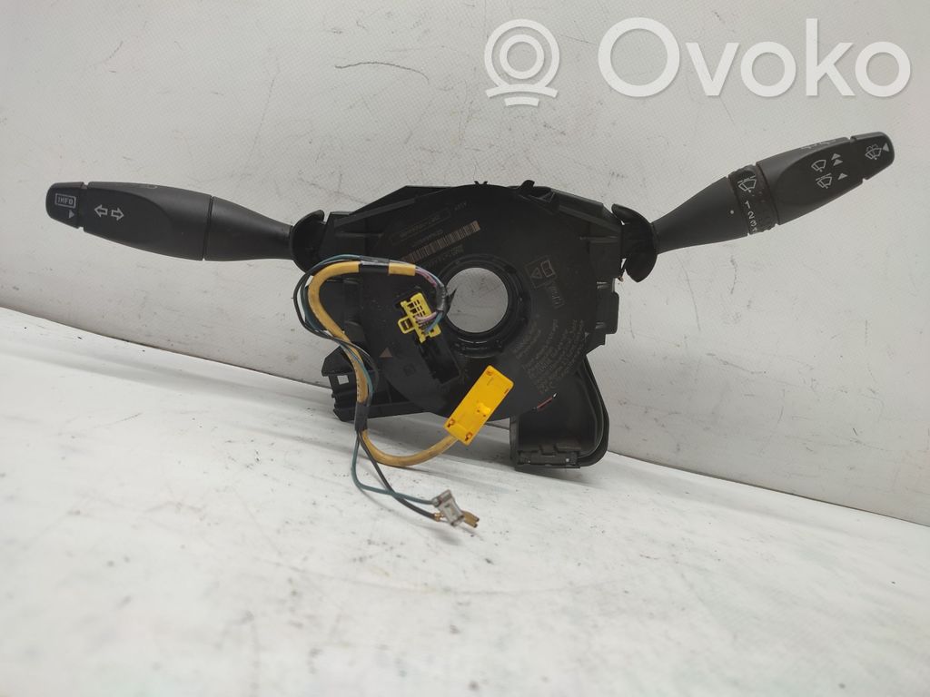Interruptor de control multifunción   98AG13335