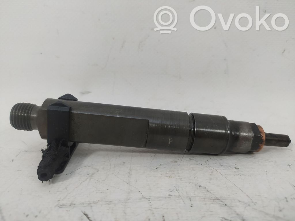 Inyector de combustible   KBEL58P147