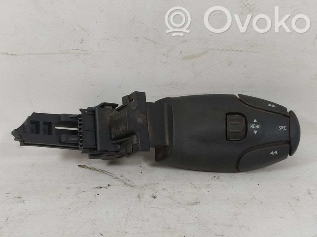 Peugeot Partner Interruptores/botones de la columna de dirección 