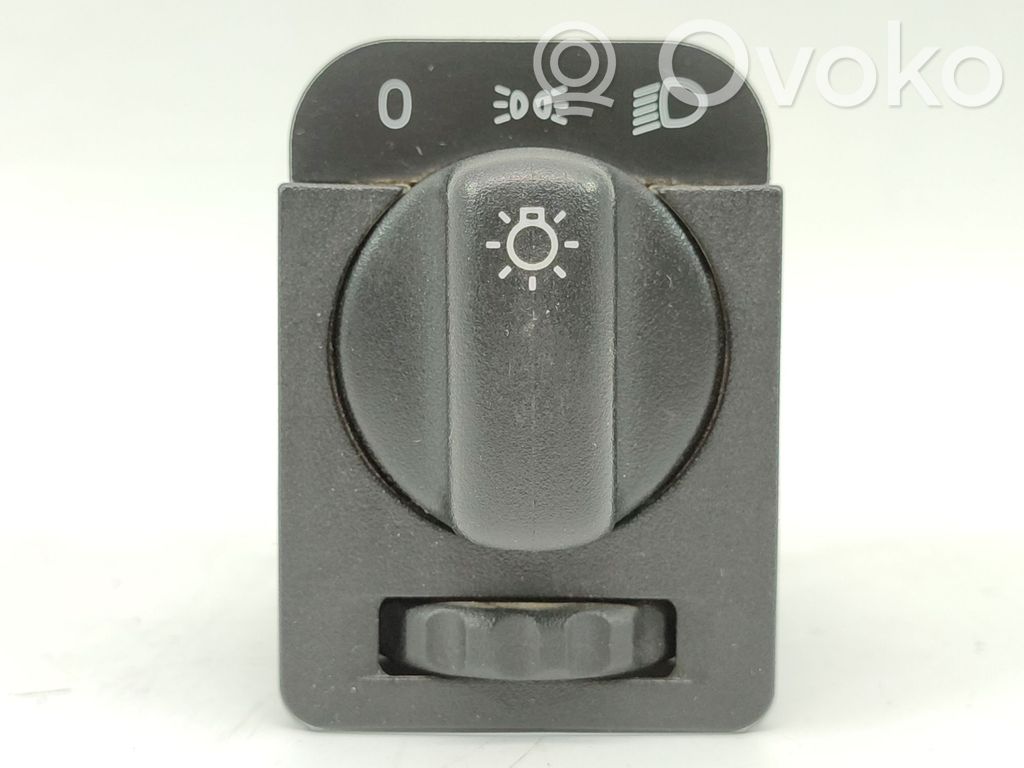 Interruptor de control del panel de luces   90418764