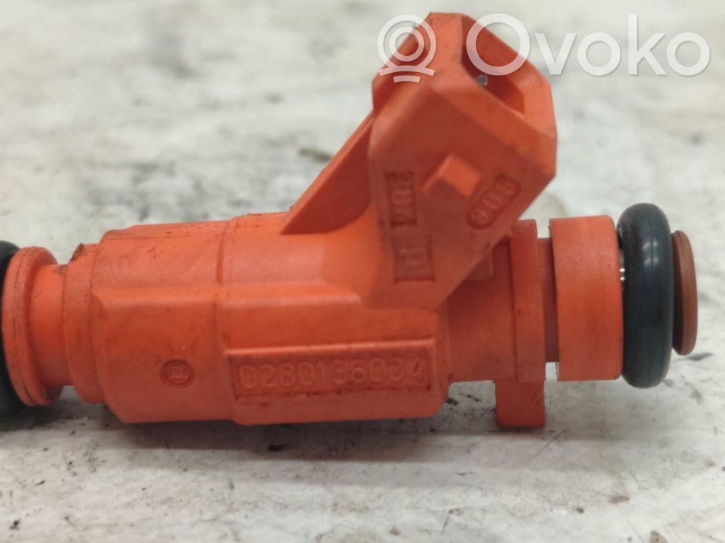 Inyector de combustible   0280156034