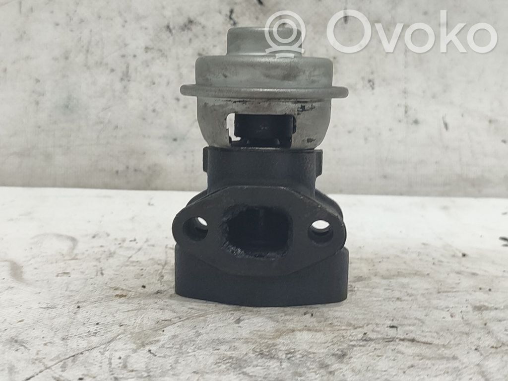 Opel Frontera A Válvula EGR 