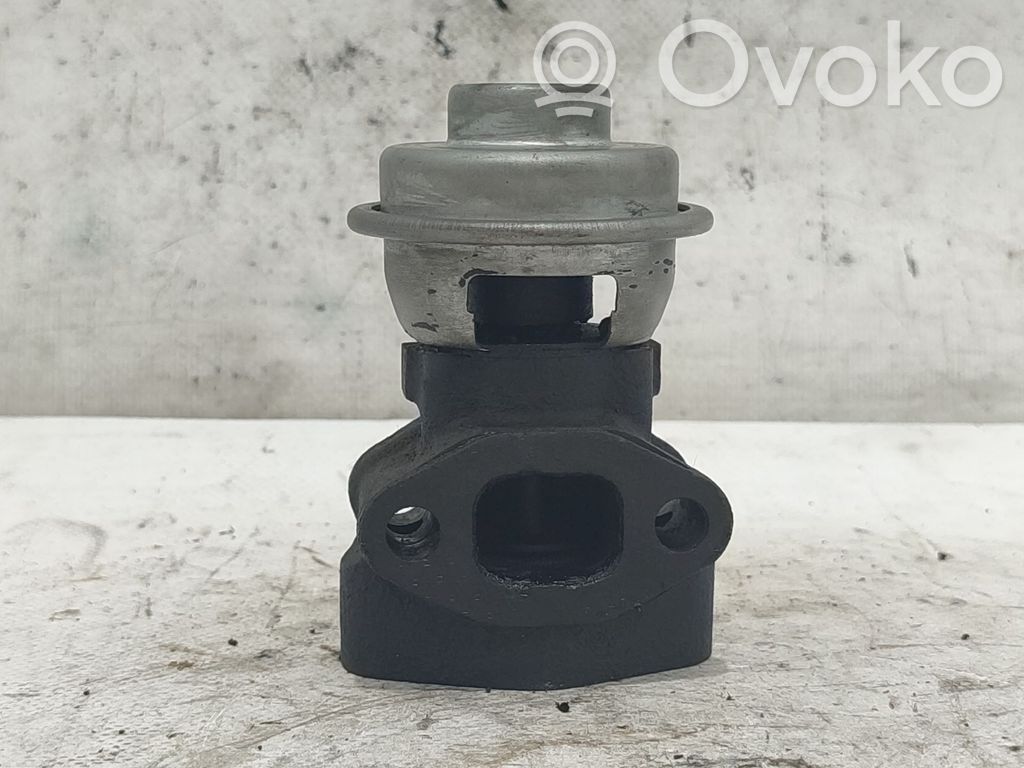 Opel Frontera A Válvula EGR 
