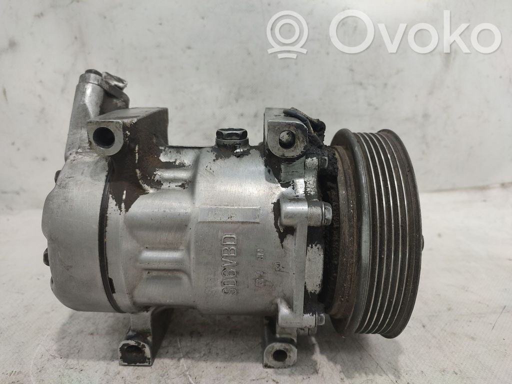Renault Clio II Air conditioning (A/C) compressor (pump) 