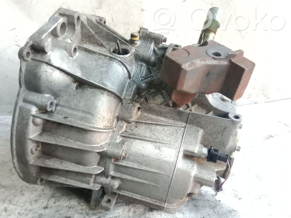 Land Rover Freelander Cutie viteze manuală cu 5 trepte 