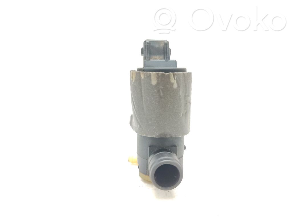 Windscreen/windshield washer pump   7003178,98BB17K624BA
