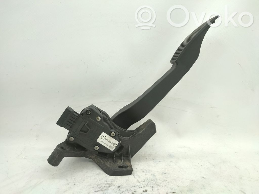 Opel Corsa C Kiihdytysanturi 