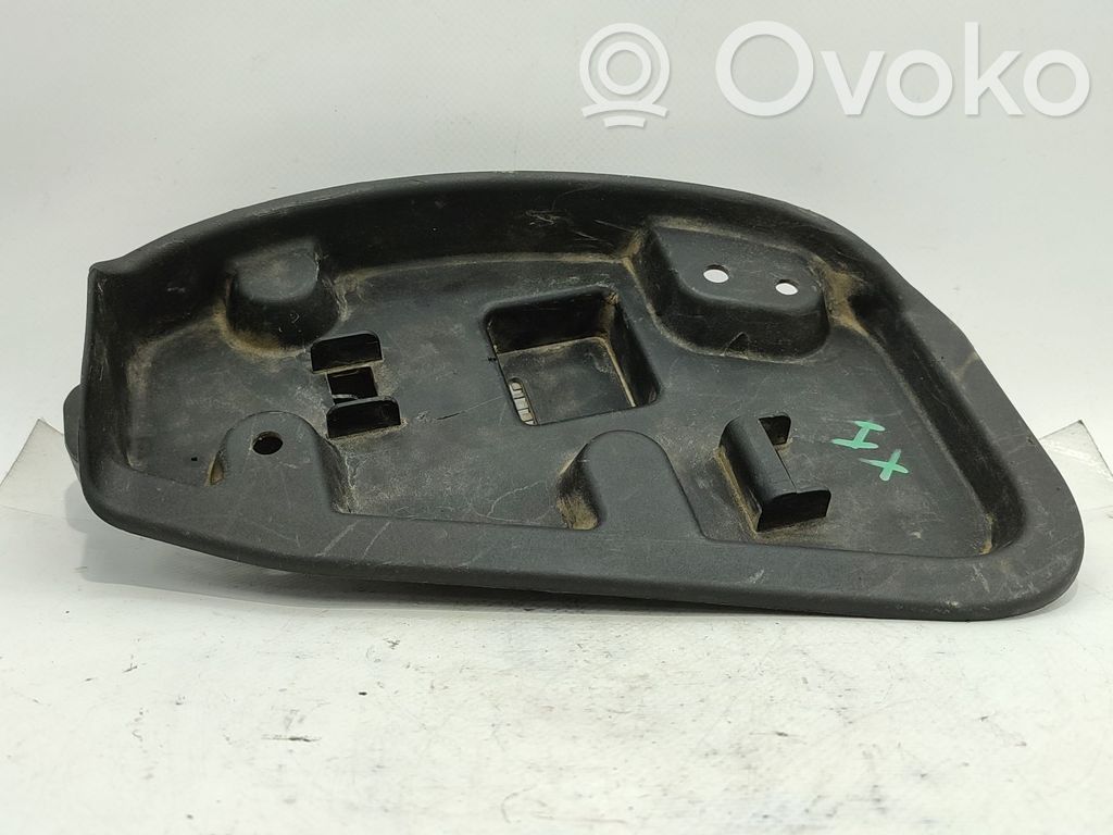 Cubierta del soporte de la lámpara de la luz trasera