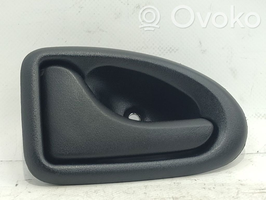 Iveco Daily 5th gen Mâner interior ușă față 