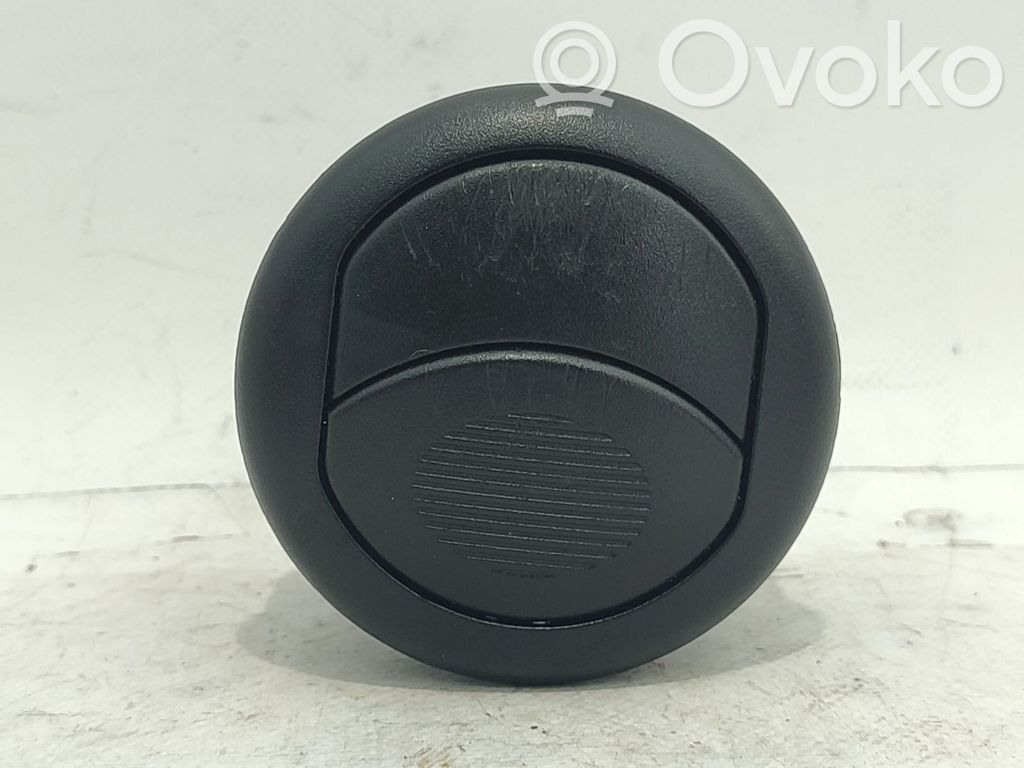 Iveco Daily 5th gen Grilă ventilație centrală 