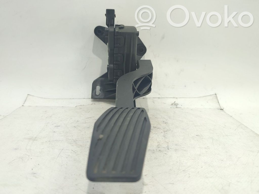 Opel Corsa C Kiihdytysanturi 