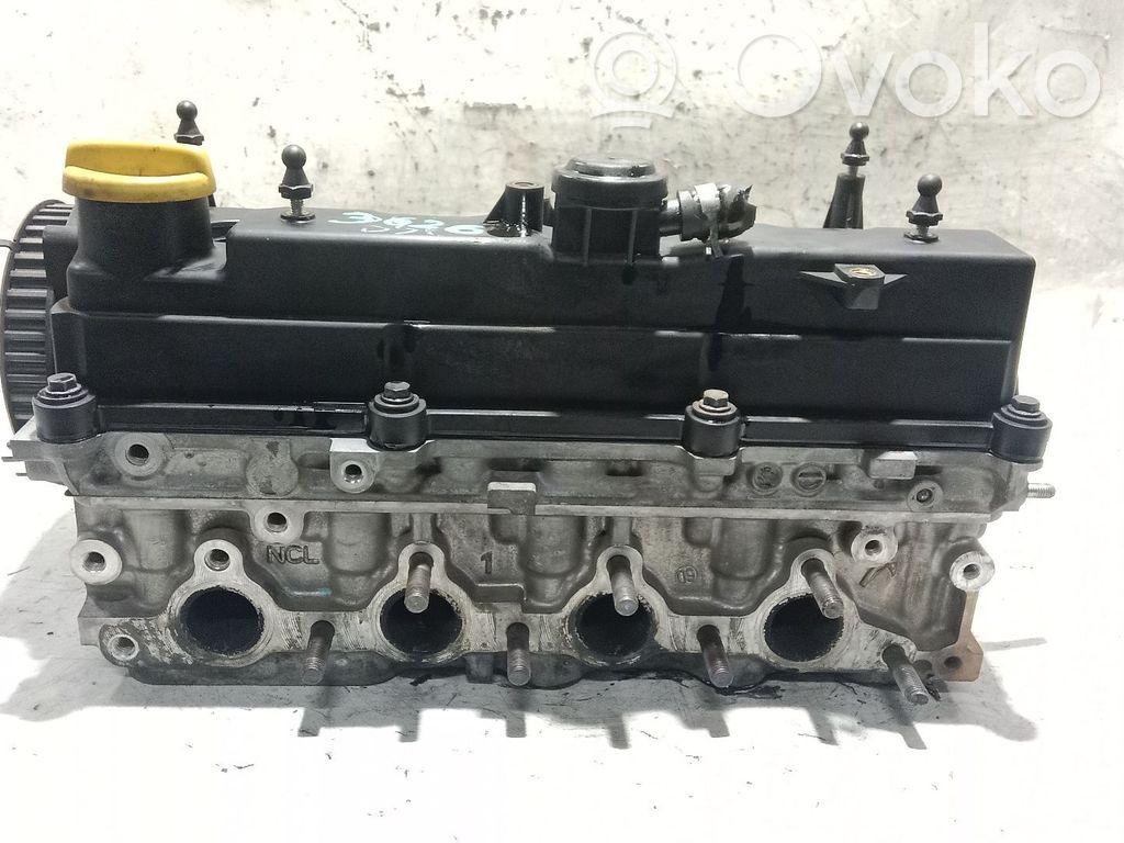 Opel Astra H Chiulasă motor 